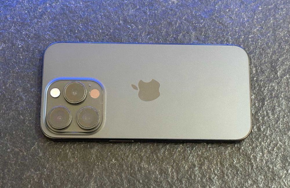 Smartfon APPLE iPhone 15 Pro 5G 128GB 6.1" 120Hz Tytan czarny / RATY