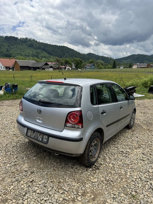 Двері Volkswagen Polo IV(4 9N) 1.2 AZQ/BMD разборка/розборка LA7W ресталінг