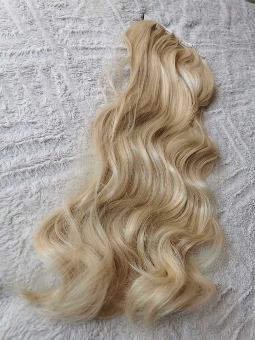 Doczepiane włosy clip in platynowy blond 55 cm 8 tresek