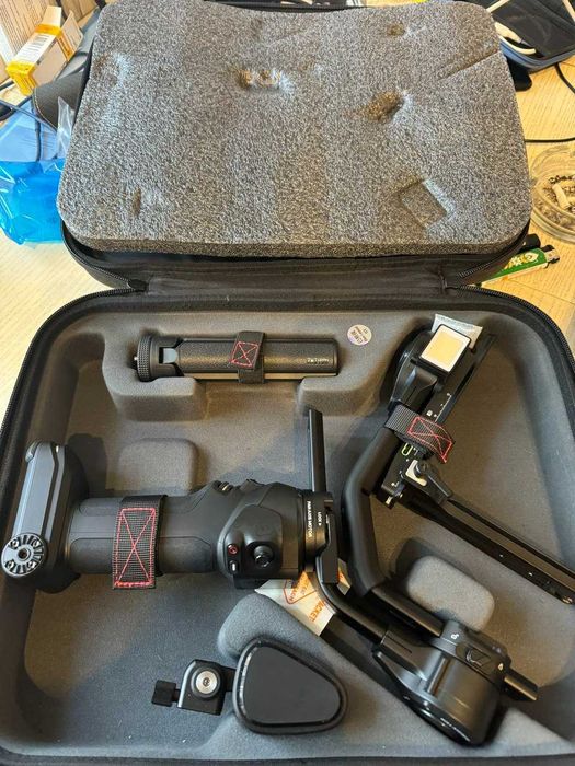 Стабілізатор/гімбал/стедікам Zhiyun Crane 4 Pro Combo новий !!!