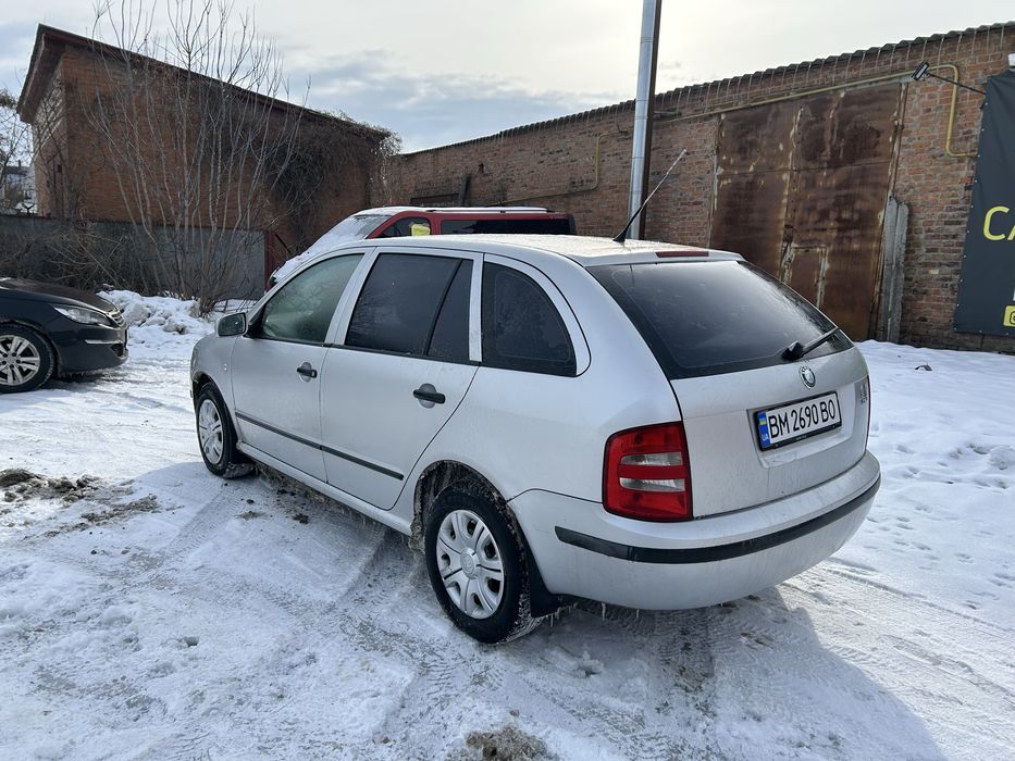 Продам автомобиль (Шкода)