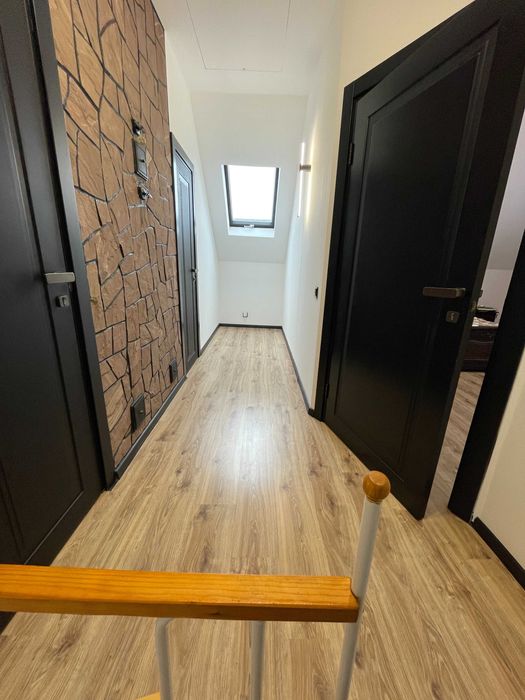 Будинок біля озера в Осокорках — комфорт, простір, гармонія з природою