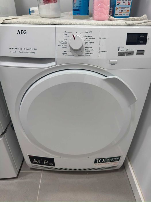 Máquina de Secar AEG Série 7000 SensiDry 8 kg A++ – Bomba de Calor