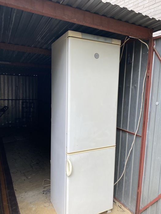 Lodówka  Elektrolux 200/60 cm model ERB3544