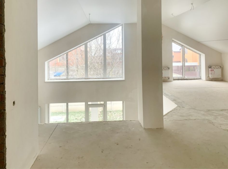 Продам Новий Будинок біля ТЦ OLD TOWN