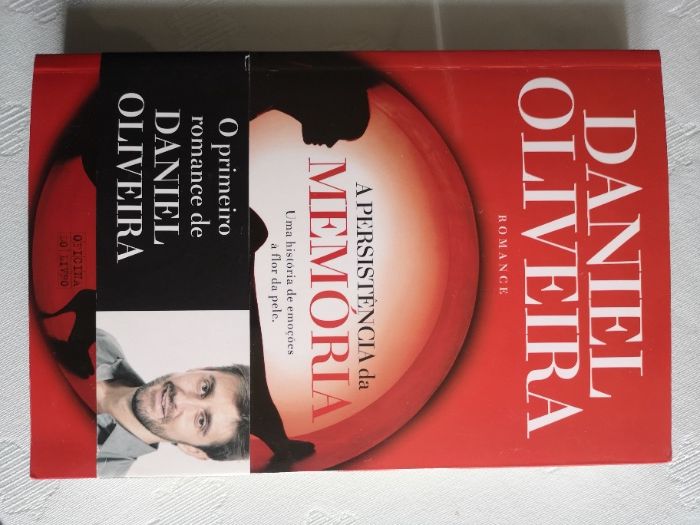 A Persistência de Memória - Daniel Oliveira