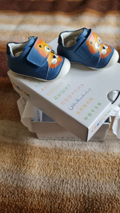 Sapatilhas Geox novos tam.18