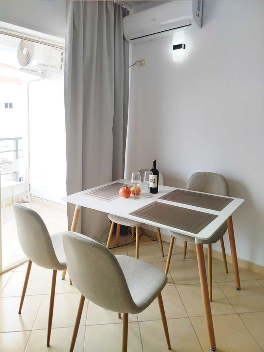 Аренда апартаменты 1+1,20евро,вид на море и горы.Дуррес  Албания .