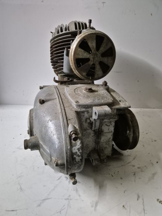 Silnik pannonia 250 gaznik
