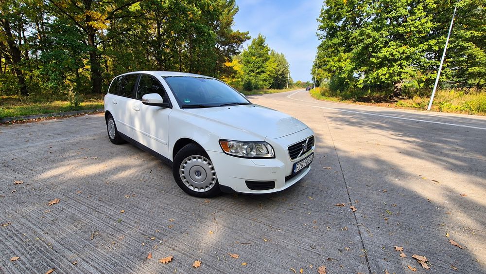 Volvo V50