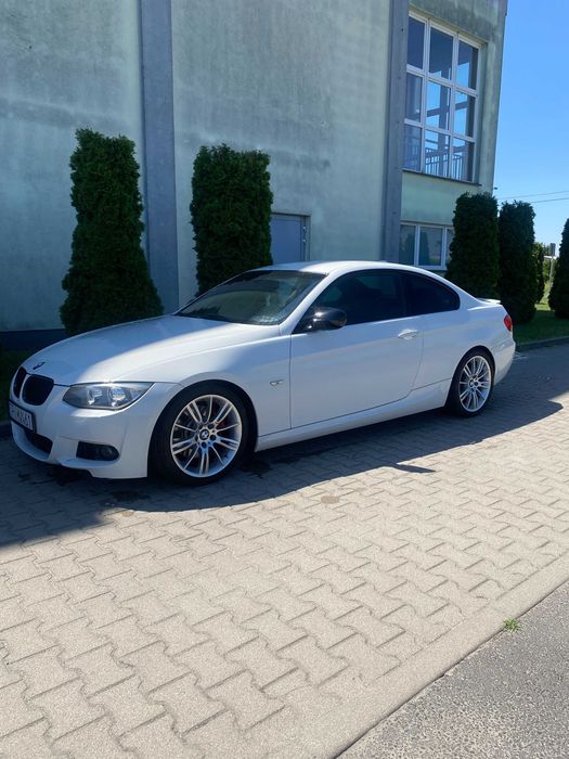 Samochód bmw e92 325i 2010r