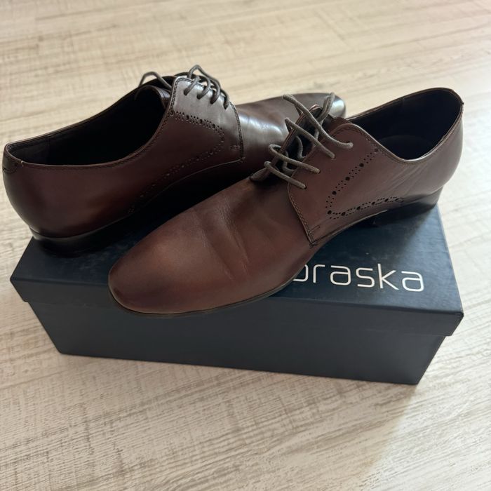 Шкіряні туфлі Braska Intertop Ecco