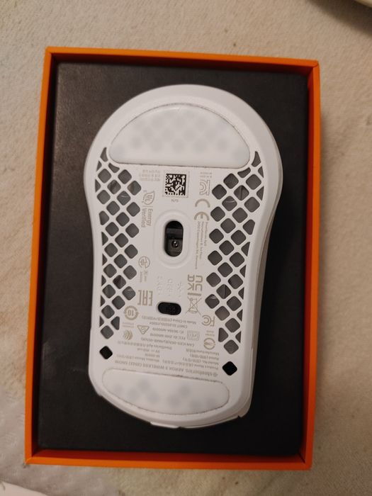 Bezprzewodowa myszka gamingowa Aerox 3