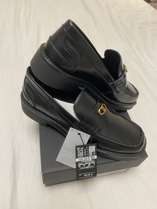 Продам жіночі мокасини Massimo Dutti