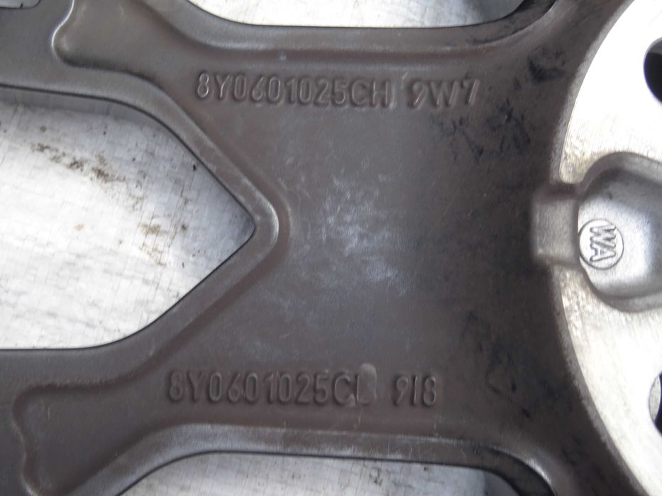 felga aluminiowa tył audi a3 s3 rs3 rs 8j 19 8y0,601025ch 8y0,601025cl