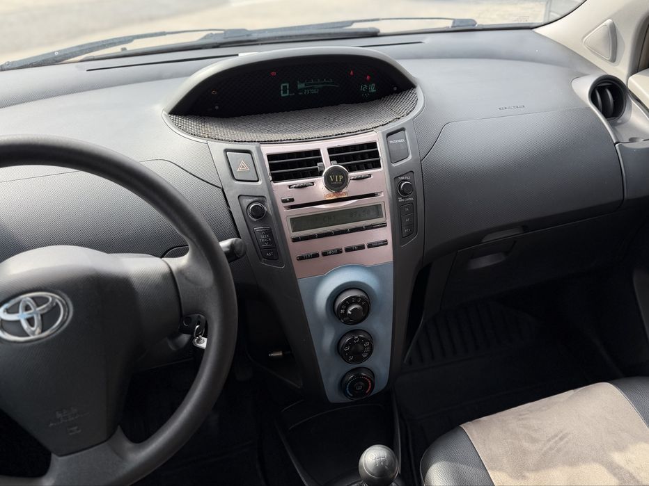 TOYOTA YARIS 2011 року, 1.4 дизель, механіка, передній привід.