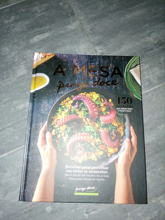 Vendo livro de receitas