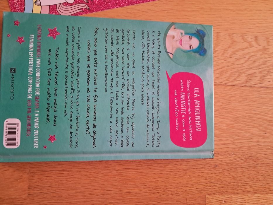 Livro juvenil novo