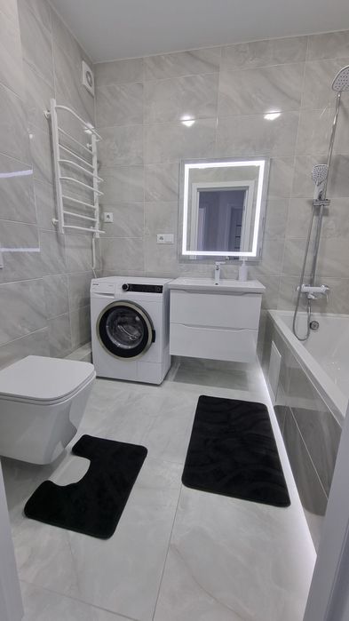 Сдам посуточно 1 комнатную квартиру на Черемушках/ЖД/ Малиновского.