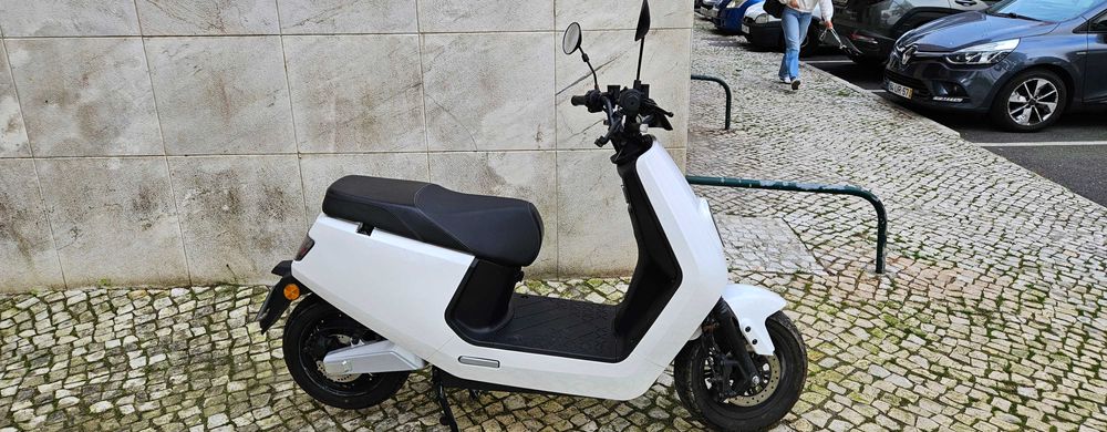 Moto Scooter elétrica LVNENG LX08 MAX, 2023, 2070km, igual a  nova