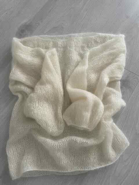 Sweter damski, ręcznie robiony, 75% mohair, 25% jedwab.