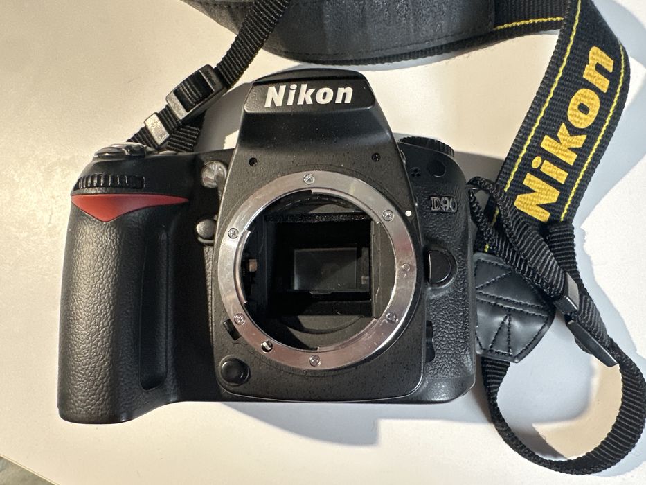 Nikon D90 lustrzanka  cyfrowa  bdb stan