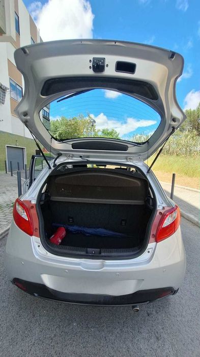 Mazda 2 1.3 Gasolina 2011 – 3 Portas – Económico e Fiável