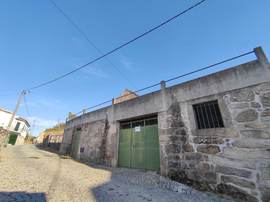 Moradia isolada em granito - Furtado