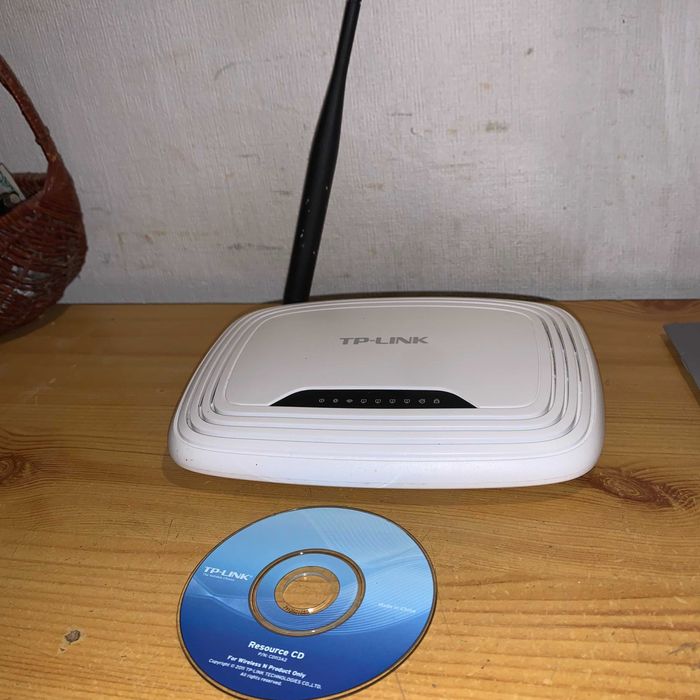 bezprzewodowy routerTL model WR740N