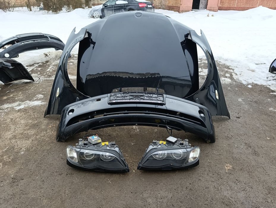 Перед БМВ е46/капот крило бампер фара/