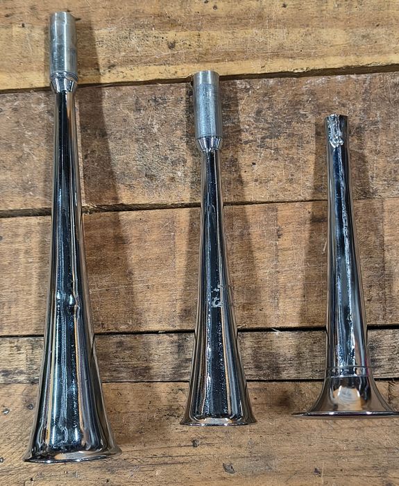 Corpo de buzinas antigas cromadas de novo/ bicicleta pasteleira