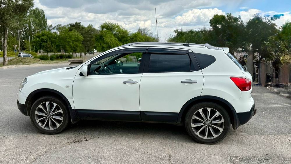 Продам Nissan Qashqai