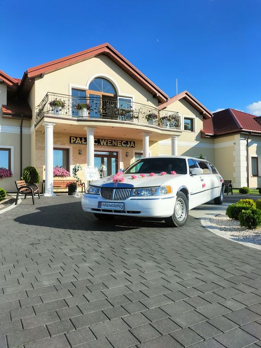 Auto do ślubu, wynajem limuzyny, samochody weselne,