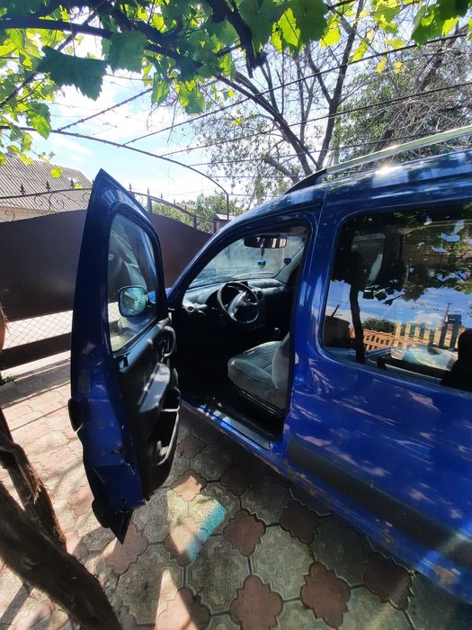 Продам Citroën Berlingo 2004 року у гарному стані