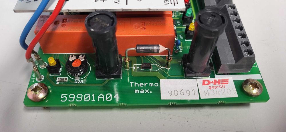 RZN 4402-K Painel de controlo de fumo