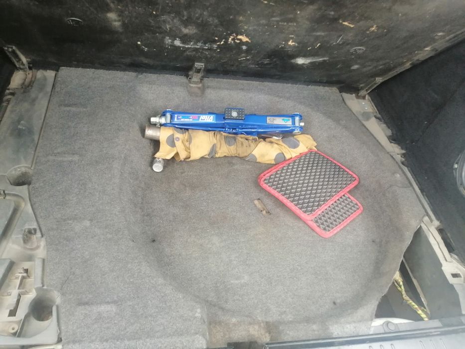 Продам бмв е39 туринг