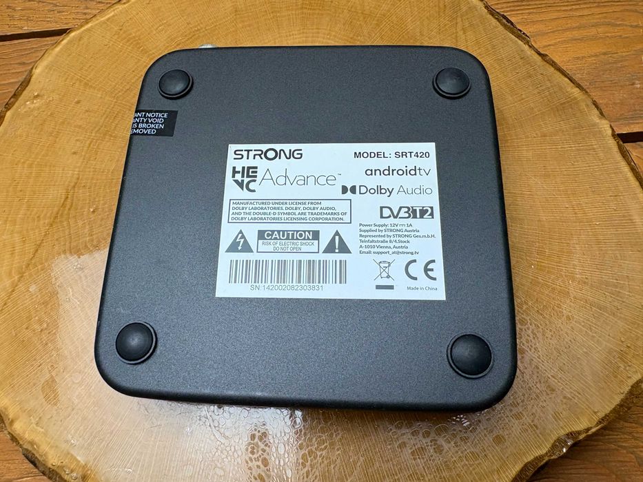 Strong SRT 420 Android TV Box 4K Tuner DVB-T2 HEVC Dolby Hybrydowy Box Chromecast