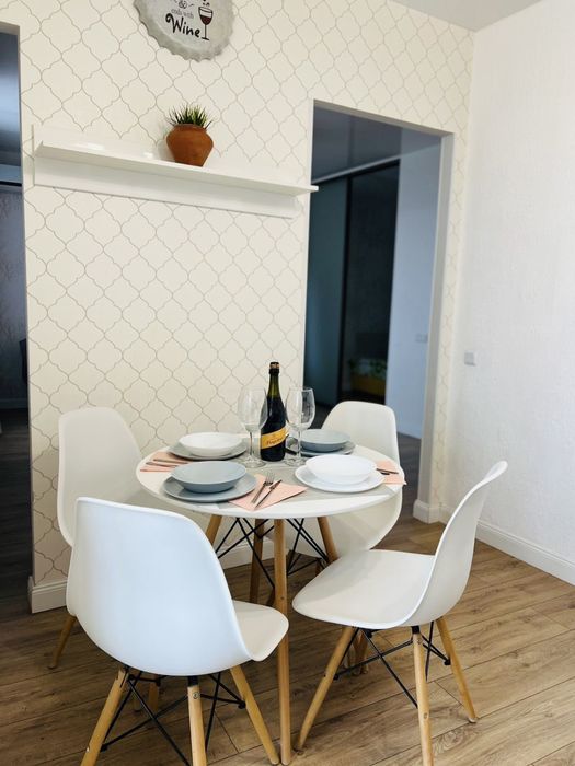 Подобово!Квартира в центрі міста.