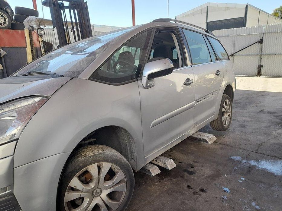 Guarda-Lamas Frente Direito Citroen Grand C4 Picasso