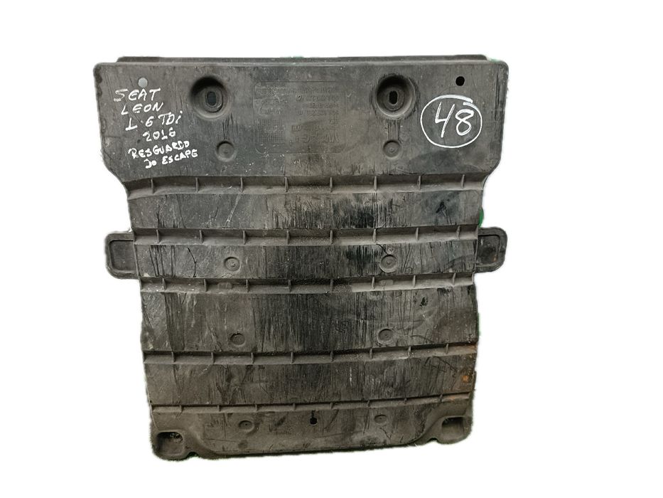 Blindagem inferior do motor SEAT Leon (5F1)