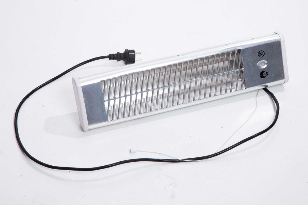 Grzejnik promiennik ciepła naścienny