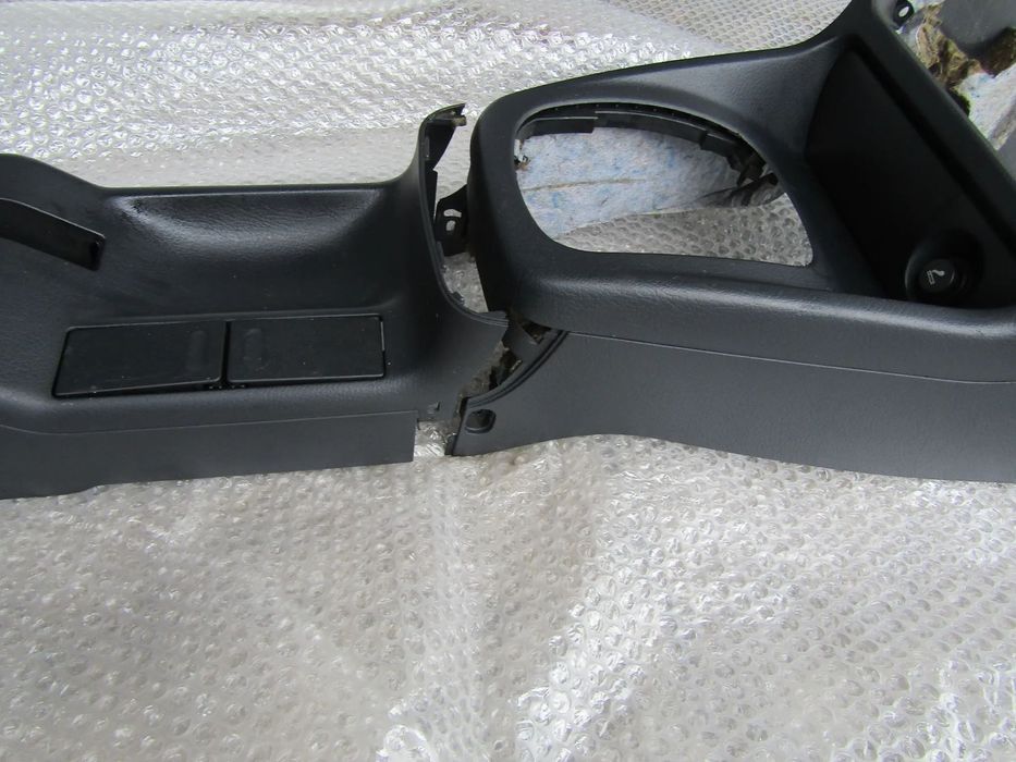Consola Audi A4 B5 ano 1995 ate 1998 (ver descrição e fotos)