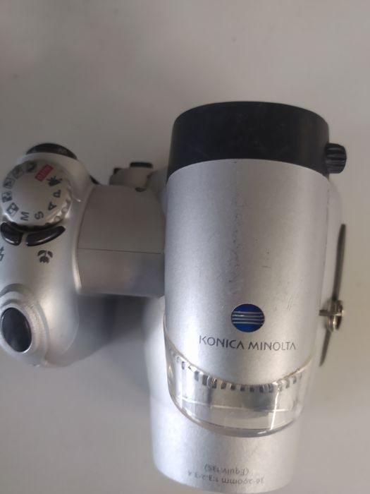 Aparat fotograficzny Konica Minolta