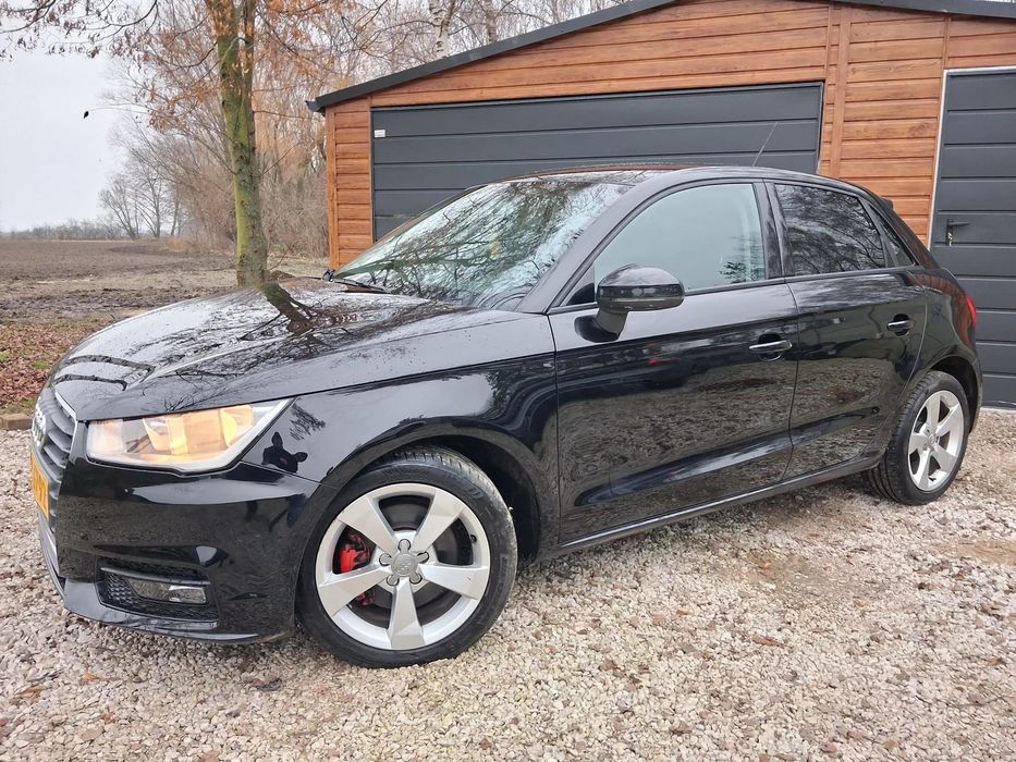 Audi A1 Sportback Audi A1 Automat×Podgrzewane×Fotele×Nawigacja×Mały przebieg