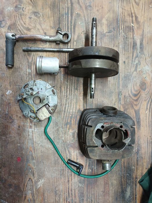 Wał wsk 125,cylinder,zapłon i inne