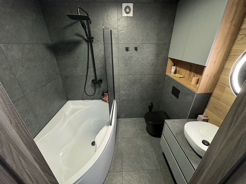 ‼️ Центр міста ‼️ Новий ремонт, продаж з меблями та технікою