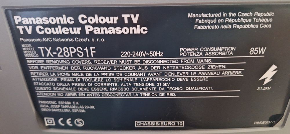 TV Panasonic com móvel ecrã plano 69"