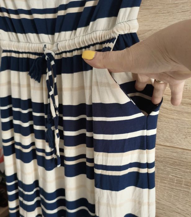 Nowa sukienka tzw tuba r.M