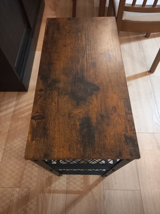 Stojak na buty z siedziskiem