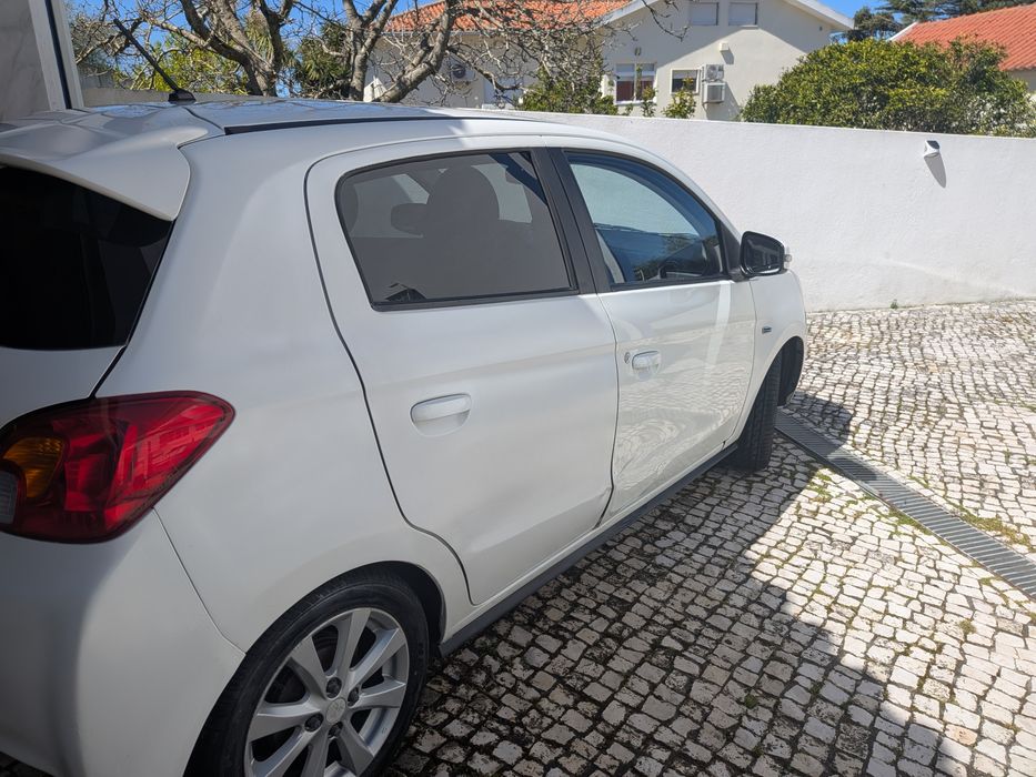 Mitsubishi Space Star 2016 com apenas 91mil km foto 3